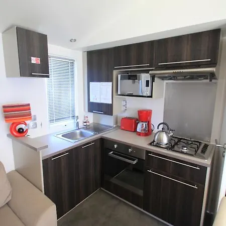 Del Mar Village Camping 4*
